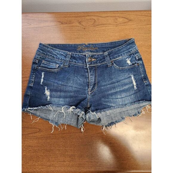 Delia's Womens Taylor Jeans Shorts 7 Blue Low Rise Raw Hem Cuffed Distress. Meas - Picture 1 of 7